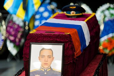 Оренбург простился с героями-летчиками